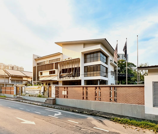 Ground Floor Commercial Unit For Rent Built‑up: 1690 sqft | No.2 Jalan Skudai Lama | Modern Building
